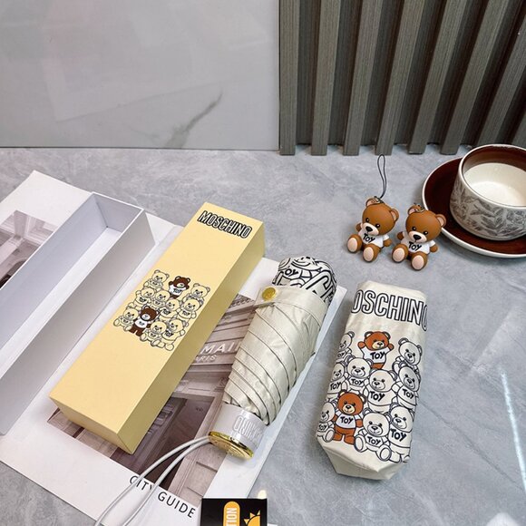 Moschino Cream Teddy Bear Print Folding Umbrella - Picture 6 of 10